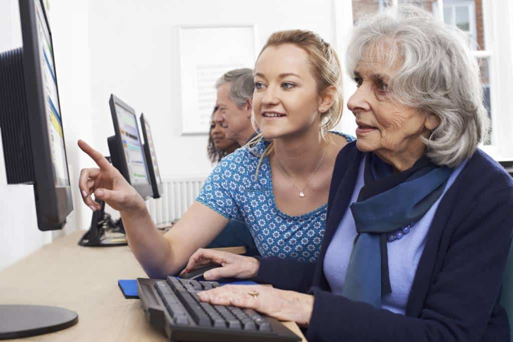 aides aux séniors téléassistance